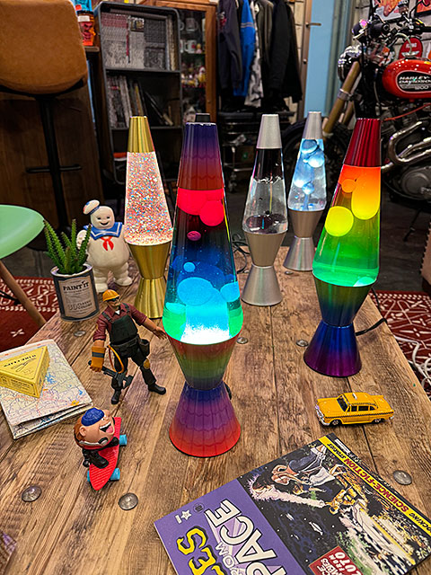 Lava Lamp社 ラバライト 正規品　ラバランプ（ホワイト/クリア/トリカラーボディ） ■ アメリカン雑貨 アメリカ雑貨