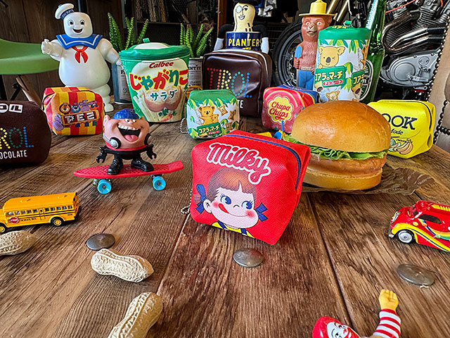 駄菓子屋シリーズ　お菓子のミニポーチ　（ミルキー）　オフィシャルグッズ　昭和レトロ　■ アメリカ雑貨 アメリカン雑貨 |  | 04
