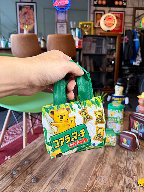 駄菓子屋シリーズ　お菓子のエコバッグ　（コアラのマーチ）　オフィシャルグッズ　トートバッグ　昭和レトロ 爆買 |  | 02