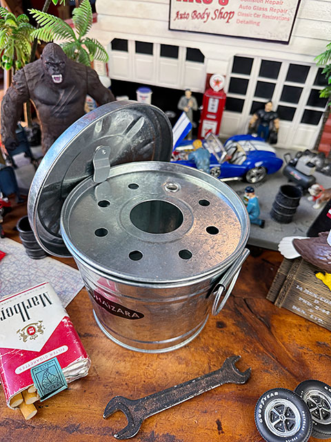 創業大正12年　熟練職人による手作り　日本製　オハイザラ　1Lサイズ　バケツ型　フタ付き　灰皿 ■ アメリカン雑貨 アメリカ雑貨 |  | 03