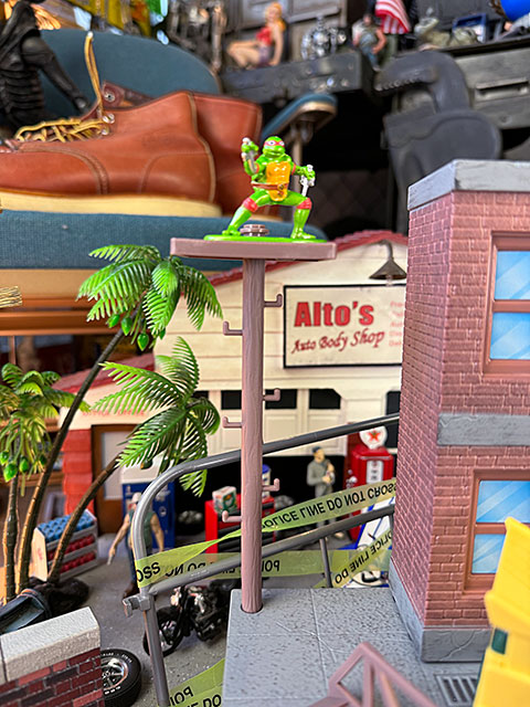 Jada　ティーンエイジ・ミュータント・ニンジャ・タートルズ　隠れ家　ジオラマ　プレイセット　ナノ・シーン |  | 06