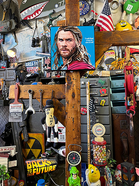 Thor　マイティ・ソー　クリス・ヘムズワース　ポップアートフレーム　（I will find a way to save us all）　マーベル　アベンジャーズ |  | 03