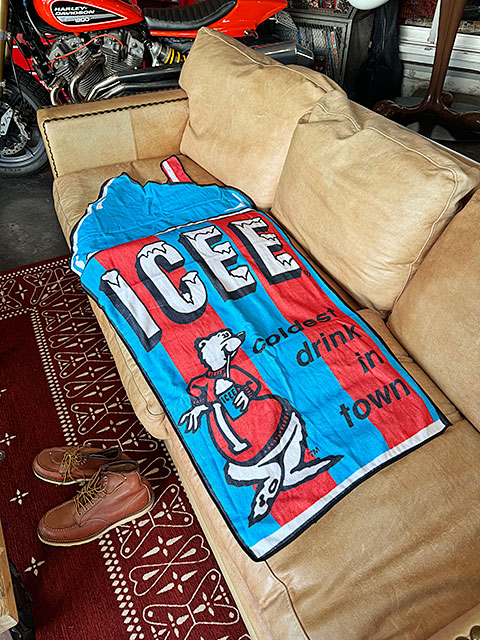 ICEE　アイシー　フローズンドリンク　ビーチタオル　（ブルー）　■ アメリカン雑貨 アメリカ雑貨 | 