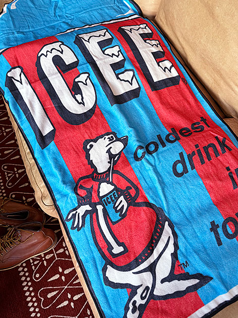 ICEE　アイシー　フローズンドリンク　ビーチタオル　（ブルー）　■ アメリカン雑貨 アメリカ雑貨 |  | 01