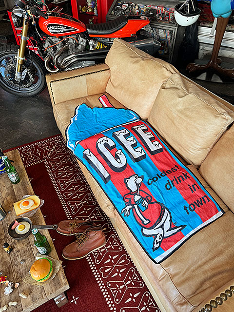 ICEE　アイシー　フローズンドリンク　ビーチタオル　（ブルー）　■ アメリカン雑貨 アメリカ雑貨 |  | 03