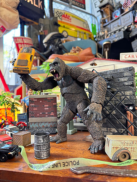 NECA キングコング 7インチ アクションフィギュア ※ミニカーは付属しま