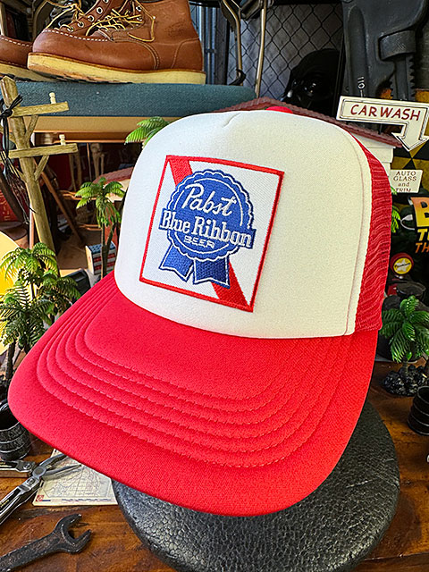 パブスト　ブルーリボン　ビアー　メッシュキャップ　帽子色＝ホワイト×レッド ■ アメリカン雑貨 アメリカ雑貨 |  | 05