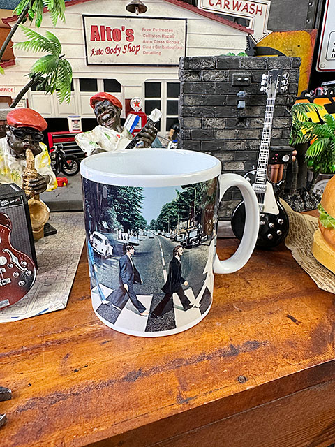 ビートルズ　アビイロード　オフィシャル　マグカップ　ABBEY ROAD　315ml ■ アメリカン雑貨 アメリカ雑貨 | 