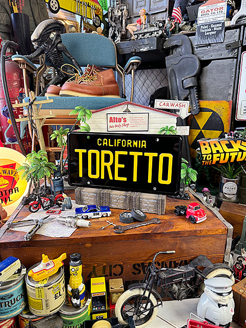 映画　ワイルドスピード　ドミニク・トレット　ライセンスプレート　カリフォルニア州　　1970　ダッジ　チャージャー |  | 01