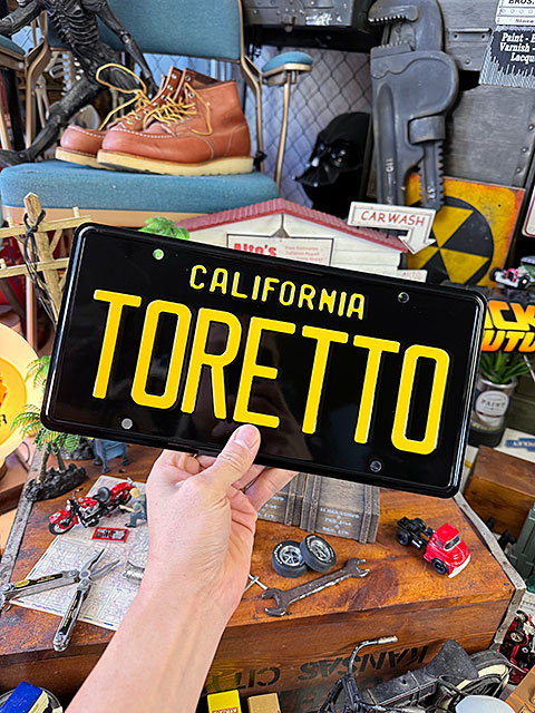 映画　ワイルドスピード　ドミニク・トレット　ライセンスプレート　カリフォルニア州　　1970　ダッジ　チャージャー |  | 02