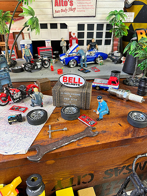 カンパニーロゴワッペン　ミニサイズ　（ベル）　BELL　ヘルメット　■　アメリカン雑貨　アメリカ雑貨 |  | 01