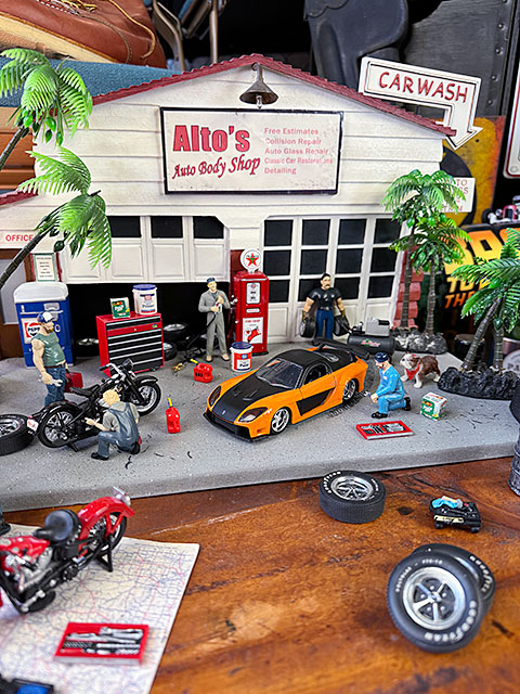 Jada　映画　ワイルドスピード　ダイキャストミニカー　1/32スケール　（ハン　マツダ　RX-7　ヴェイルサイド　オレンジ＆ブラック） |  | 02