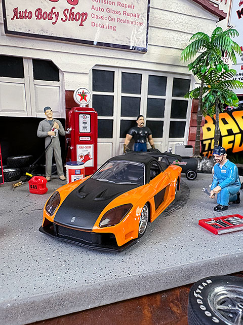 Jada 映画 ワイルドスピード ダイキャストミニカー 1/32スケール （ハン マツダ RX-7 ヴェイルサイド オレンジ＆ブラック） :  331221 : アメリカン雑貨専門店キャンディタワー - 通販 - Yahoo!ショッピング