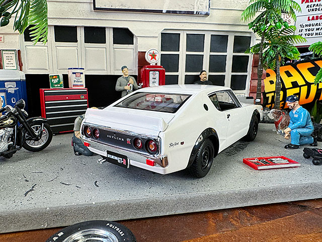 マイスト　1973年ニッサン　スカイライン　GT-R　ケンメリ　KPGC110　（ホワイト）　ダイキャストミニカー　1/24スケール |  | 05