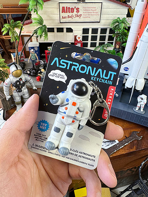 キッカーランド　しゃべる＆光る！　宇宙飛行士　アストロノート　キーホルダー ■ アメリカン雑貨 アメリカ雑貨 |  | 04