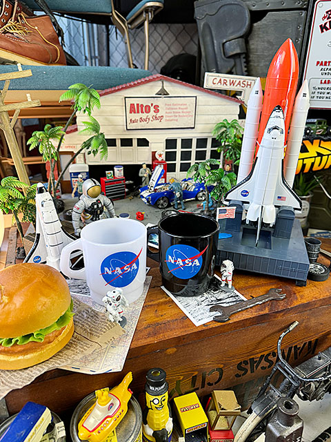 NASA　オフィシャル　スタッキングマグ　330ml　（2色セット）　プラスチック製マグカップ ■ アメリカン雑貨 アメリカ雑貨 |  | 01