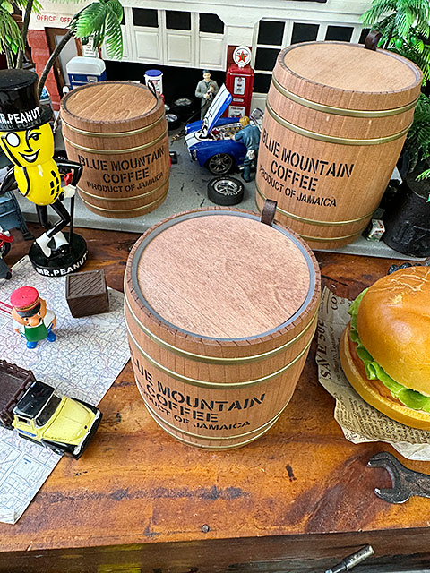 ミニ樽　（ブラウン/Mサイズ）　単品　たる型　小物入れ　MADE IN JAPAN　■　アメリカン雑貨　アメリカ雑貨 |  | 01