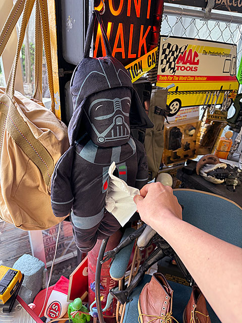 スターウォーズ　ダースベイダー　ティッシュカバー　ちょっとやる気のないベイダー郷 ■ アメリカン雑貨 アメリカ雑貨 |  | 01
