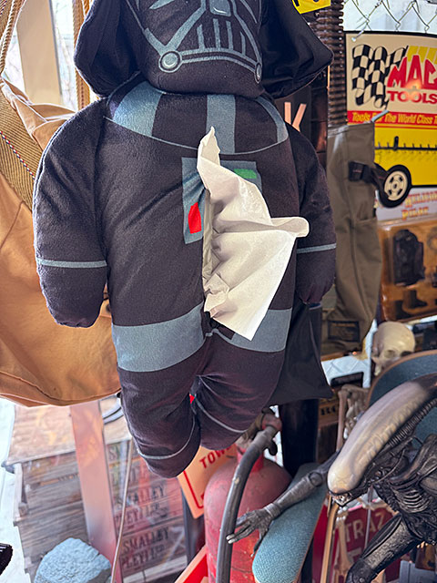スターウォーズ　ダースベイダー　ティッシュカバー　ちょっとやる気のないベイダー郷 ■ アメリカン雑貨 アメリカ雑貨 |  | 04