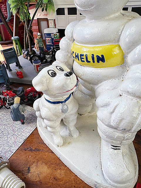 ミシュラン ビバンダム キャストアイアン製 ドアストッパー