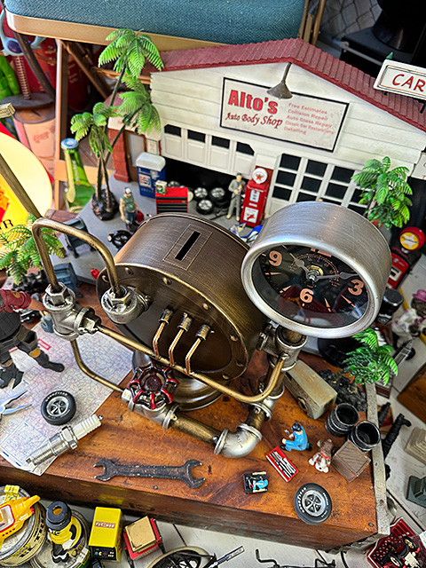 スチームパンク　スタンドクロック　（ブラック文字盤）　置き時計　貯金箱　■　アメリカン雑貨　アメリカ雑貨 |  | 01