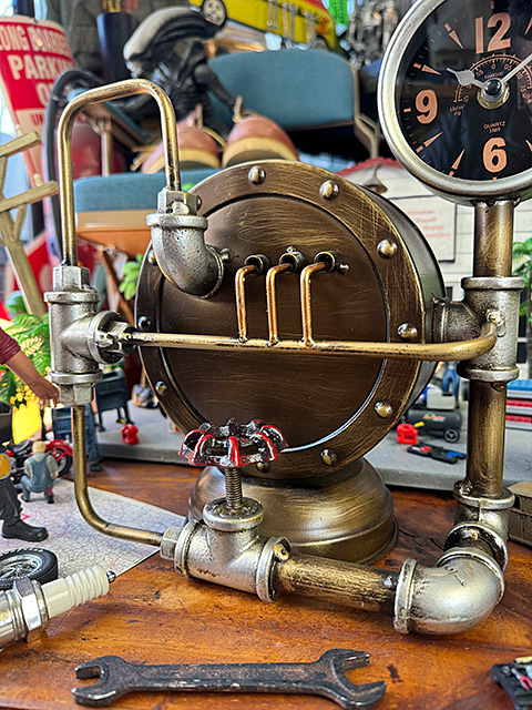 スチームパンク　スタンドクロック　（ブラック文字盤）　置き時計　貯金箱　■　アメリカン雑貨　アメリカ雑貨 |  | 04