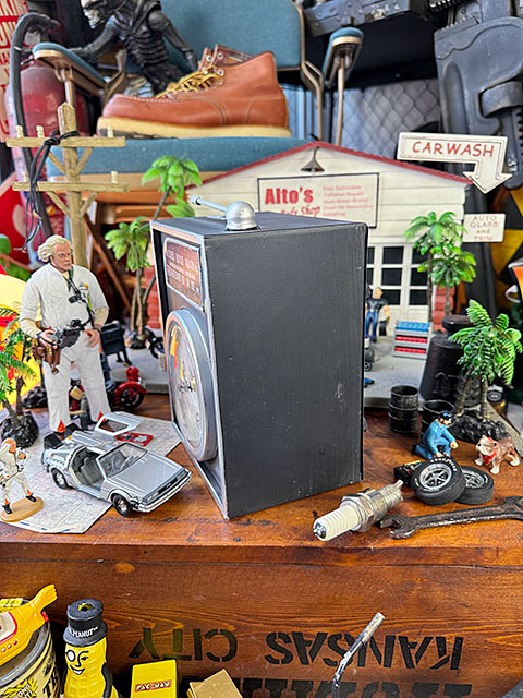 ヴィンテージラジオ型　バンククロック　置き時計　貯金箱 ■ アメリカン雑貨 アメリカ雑貨 |  | 05