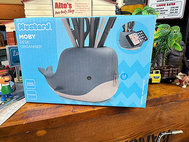 マスタード　ホエール　ペンスタンド　クジラ　ペン立て　メガネホルダー　カトラリーケース ■ アメリカン雑貨 アメリカ雑貨 |  | 06