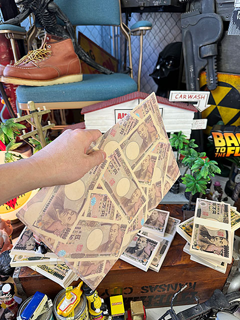お金持ちは整理上手　金運アップ　招福万来　万札　クリアファイル　A4サイズ　壱万円札 ■ アメリカン雑貨 アメリカ雑貨 |  | 03