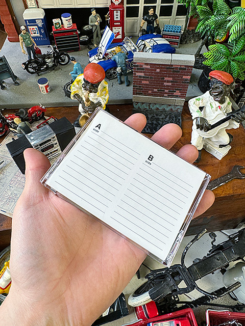 iPhoneがジュークボックスに！　Bluetooth接続　カセットテープ　ワイヤレススピーカー　バッテリー駆動　（クリアブラック） 爆買 |  | 04