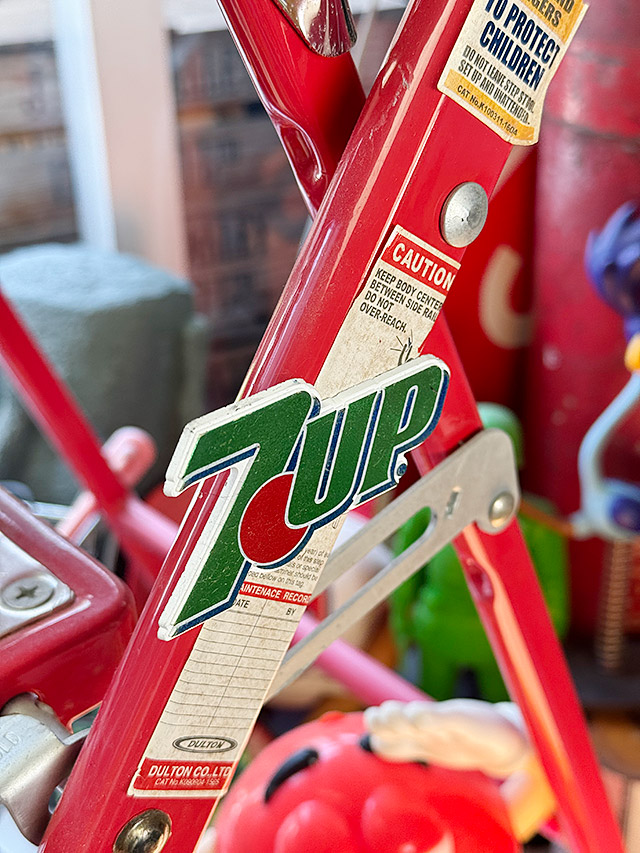 セブンアップ　7up メタルラック　ランプ　ビンテージ　usa　まとめて 7UP セブンアップ オフィシャル フリッジ マグネット （90年代ロゴ
