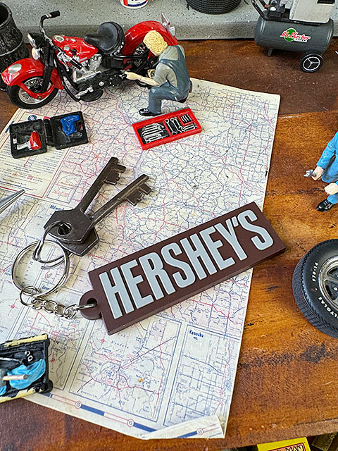 カンパニーキーホルダー　（ハーシーズ/チョコバー） ■ アメリカン雑貨 アメリカ雑貨 | 