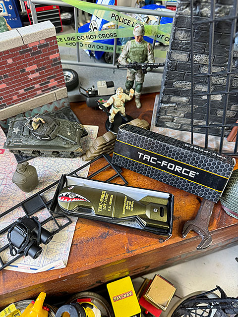 タックフォース　シャークボム　ナイフ　（グリーン） ■ アメリカン雑貨 アメリカ雑貨 |  | 11