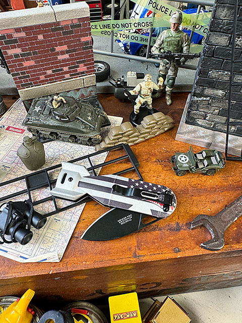 タックフォース　シャークボム　ナイフ　（US FLAG） ■ アメリカン雑貨 アメリカ雑貨 |  | 02