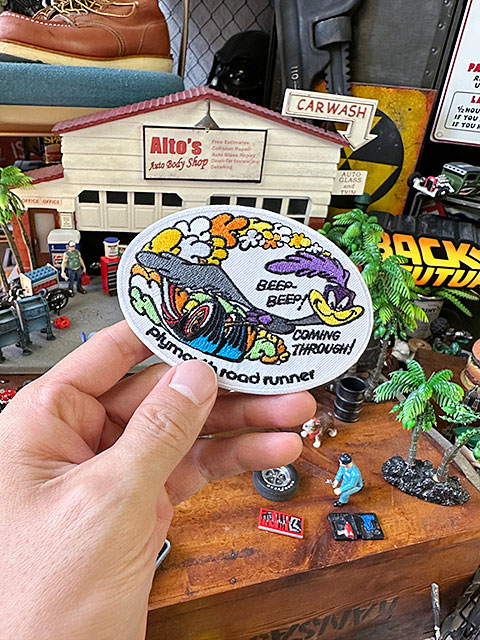 ロードランナー　ワッペン　（プリムス・ロードランナー/COMING THROUGH） ■ アメリカン雑貨 アメリカ雑貨 |  | 01