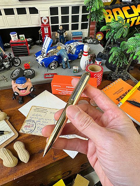 PENCO　ペンコ　バレットボールペン　（ゴールド）　ショート　携帯　コンパクト　0.7mm　高級ペン　油性ボールペン　日本製　ハイタイド |  | 01