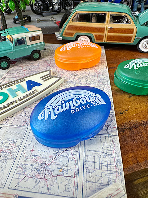 ハワイ　レインボードライブイン　ピルケース　（ブルー）　MADE IN U.S.A.　単品　■　アメリカン雑貨　アメリカ雑貨 | 
