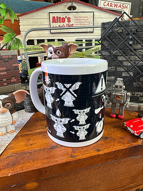 映画　グレムリン　ギズモ　オフィシャル　マグカップ　（モグワイの3つのルール）　315ml ■ アメリカン雑貨 アメリカ雑貨 |  | 01