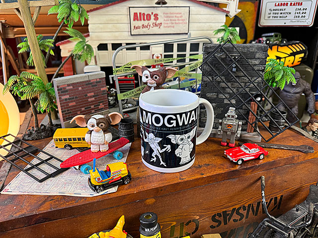 映画　グレムリン　ギズモ　オフィシャル　マグカップ　（モグワイの3つのルール）　315ml ■ アメリカン雑貨 アメリカ雑貨 |  | 04