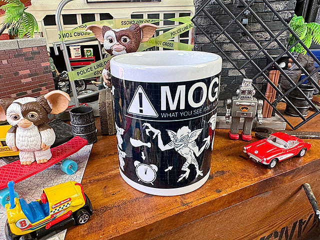 映画　グレムリン　ギズモ　オフィシャル　マグカップ　（モグワイの3つのルール）　315ml ■ アメリカン雑貨 アメリカ雑貨 |  | 05