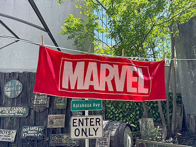 マーベル　ボックスロゴ　スポーツタオル ■ アメリカン雑貨 アメリカ雑貨 |  | 02