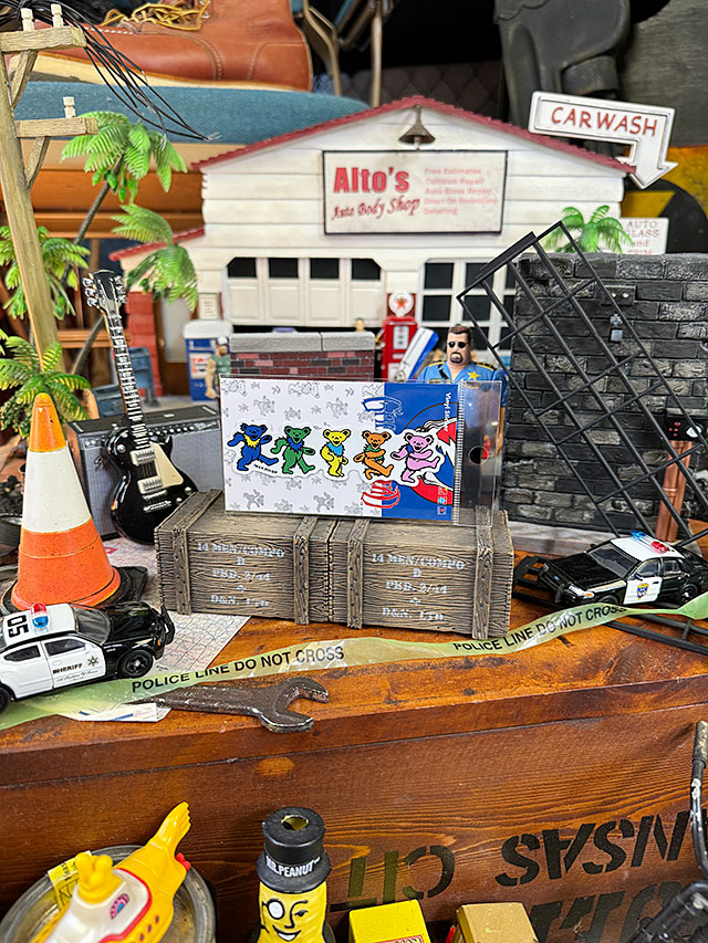 グレイトフルデッド　ステッカー　（ダンシングベアー/レインボー） ■ アメリカン雑貨 アメリカ雑貨 |  | 01