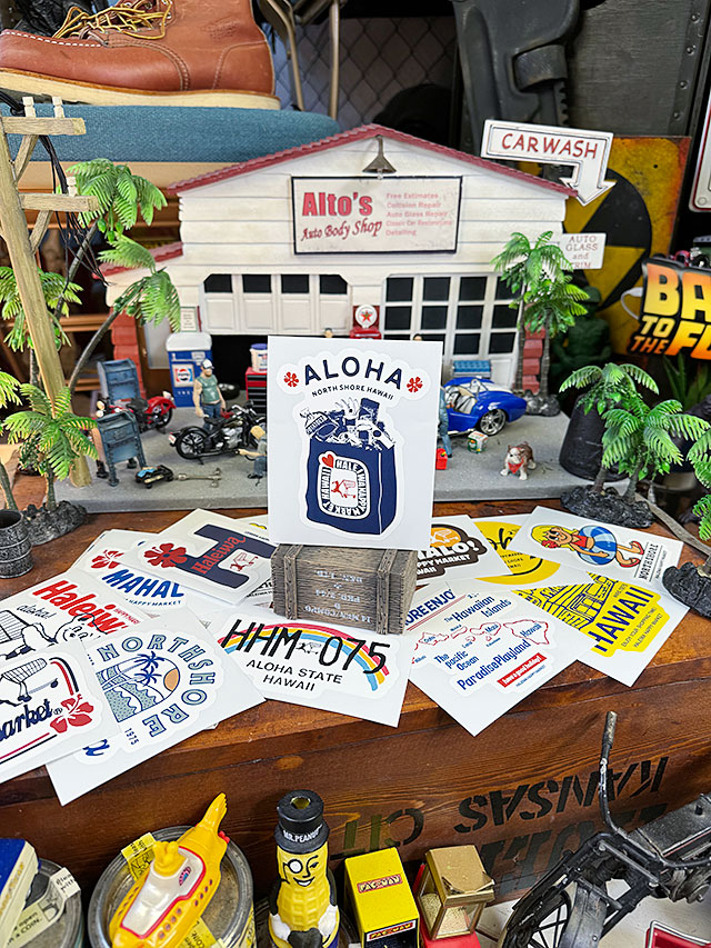 ハレイワ　ハッピーマーケット　ステッカー　Lサイズ　（紙袋/2401D） ■ アメリカン雑貨 アメリカ雑貨 |  | 01