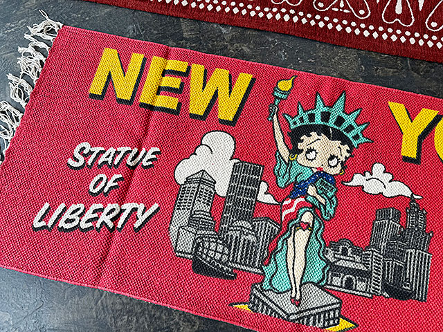 ベティ・ブープ　コットンマット　120cmロングサイズ　（ニューヨークベティ） ■ アメリカン雑貨 アメリカ雑貨 |  | 01