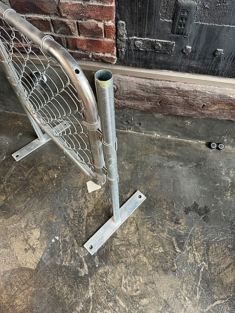 ダルトン　ガレージフェンス専用　自立スタンド　単品　1本　※フェンスと取り付け金具は別売 ■ アメリカン雑貨 アメリカ雑貨 | DULTON | 01