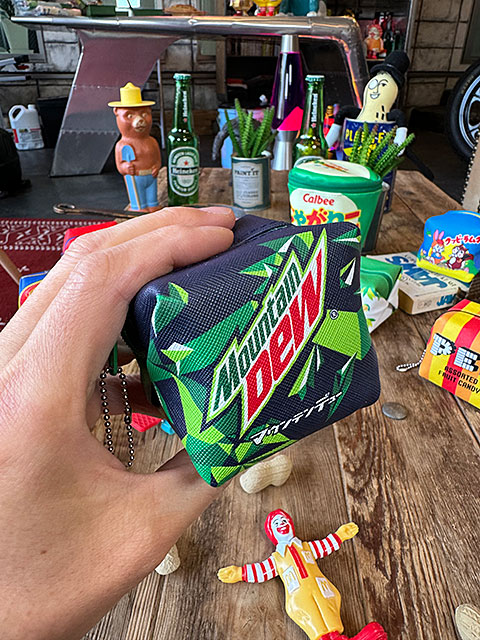 駄菓子屋シリーズ　お菓子のミニポーチ　（マウンテンデュー）　オフィシャルグッズ　昭和レトロ ■ アメリカ雑貨 アメリカン雑貨 | 
