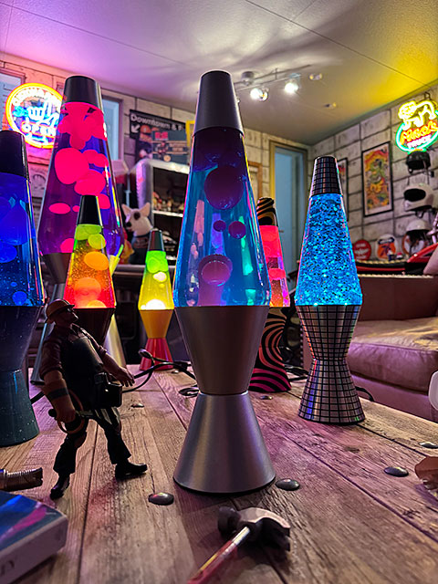 Lava Lamp社 ラバライト 正規品 ラバランプ （パープル/ブルー/シルバーボディ） □ アメリカン雑貨 アメリカ雑貨 : 337243 :  アメリカン雑貨専門店キャンディタワー - 通販 - Yahoo!ショッピング