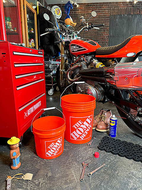 ホームデポ　ガレージバケツ　（大小2個セット）　19L＆7.5L　5ガロン＆2ガロン　MADE IN U.S.A.　洗車バケツ　収納　ゴミ箱　鉢カバー |  | 02