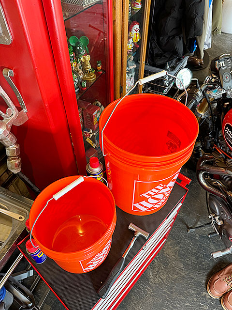ホームデポ　ガレージバケツ　（大小2個セット）　19L＆7.5L　5ガロン＆2ガロン　MADE IN U.S.A.　洗車バケツ　収納　ゴミ箱　鉢カバー |  | 05