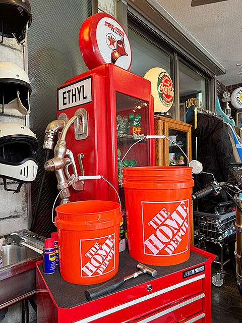 ホームデポ　ガレージバケツ　（大小2個セット）　19L＆7.5L　5ガロン＆2ガロン　MADE IN U.S.A.　洗車バケツ　収納　ゴミ箱　鉢カバー |  | 07